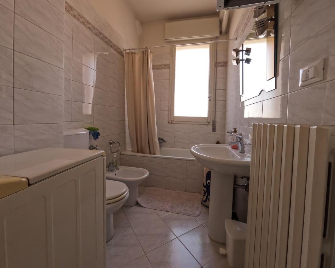 Spadini Apartment Bologna Bagian luar foto