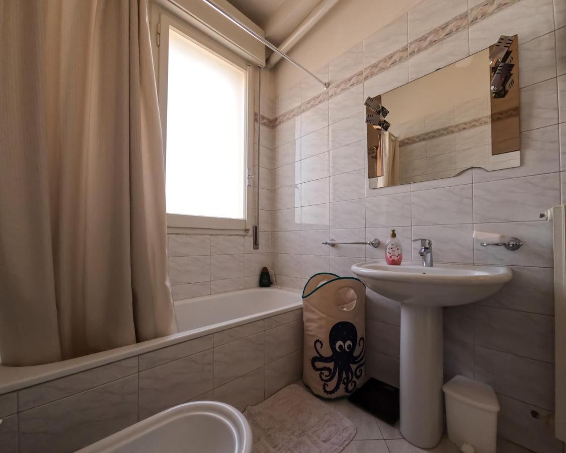 Spadini Apartment Bologna Bagian luar foto
