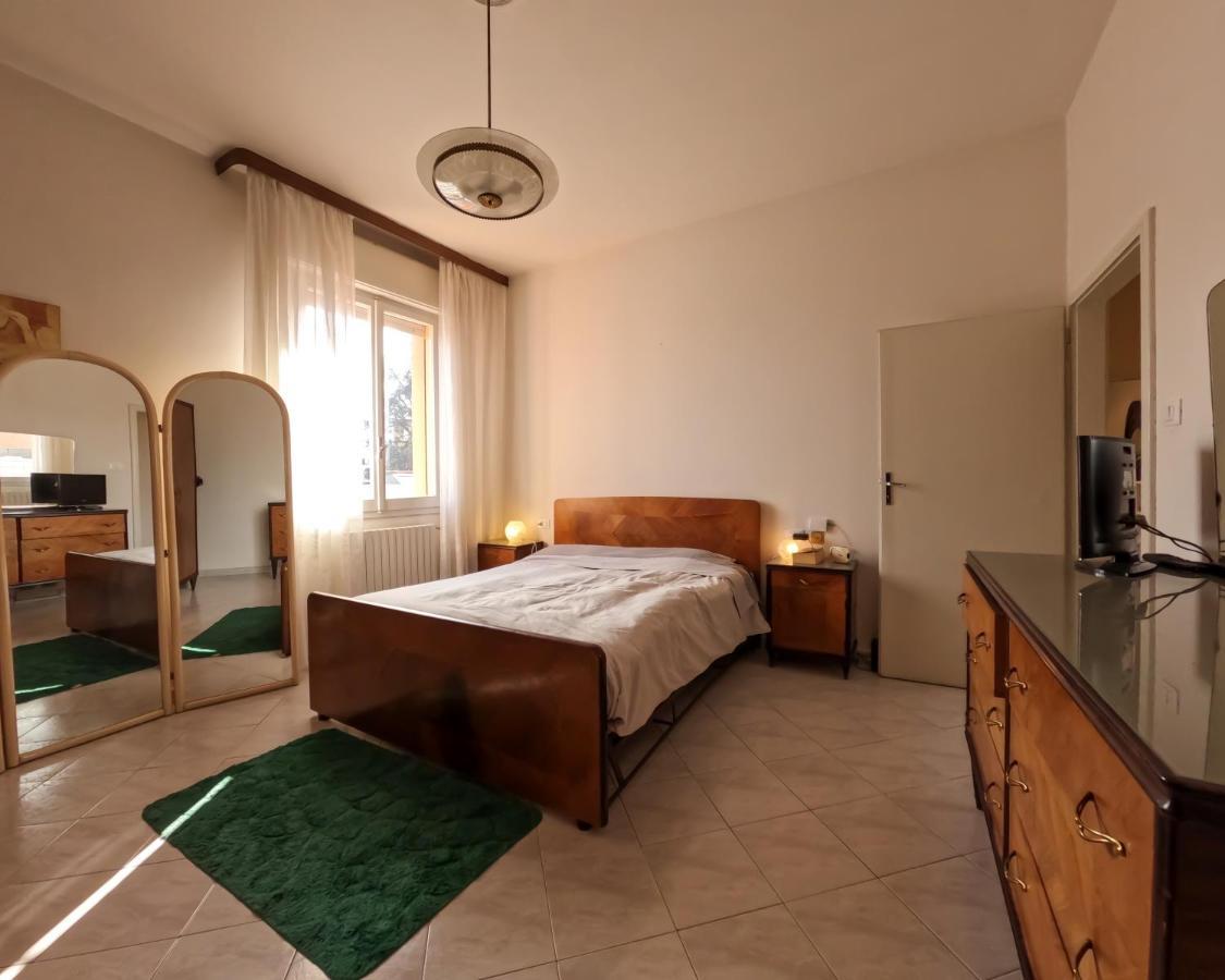 Spadini Apartment Bologna Bagian luar foto
