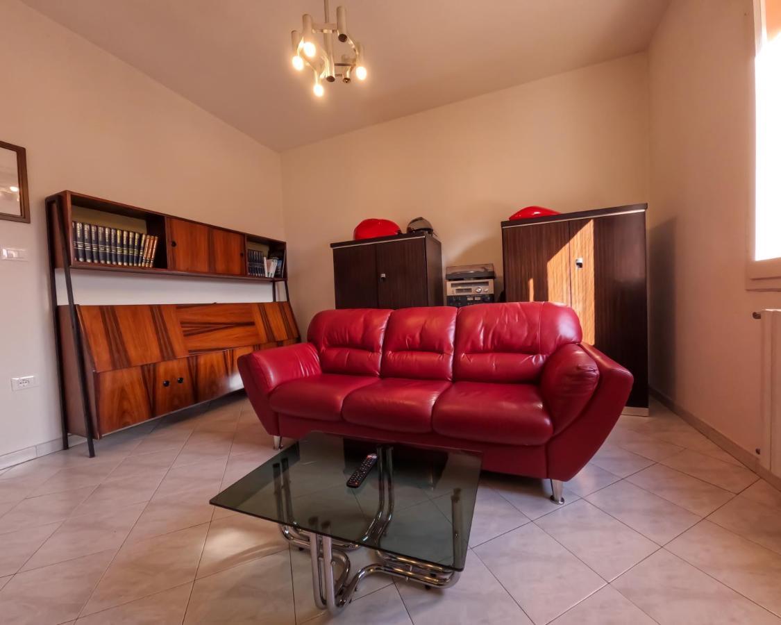 Spadini Apartment Bologna Bagian luar foto